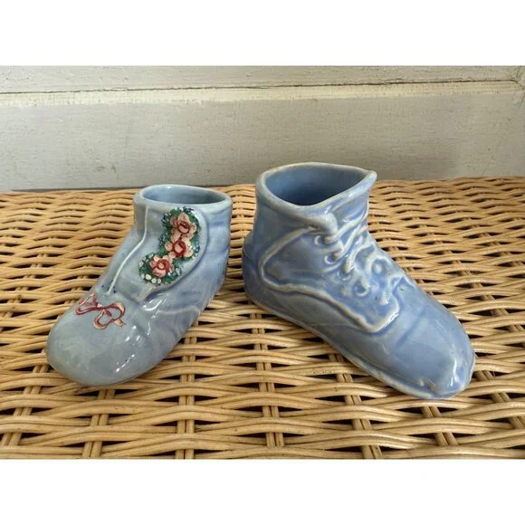 Vintage 50's Blue Shoe Pair Planter Vases Hand Painted Roses - Picture 12 of 13